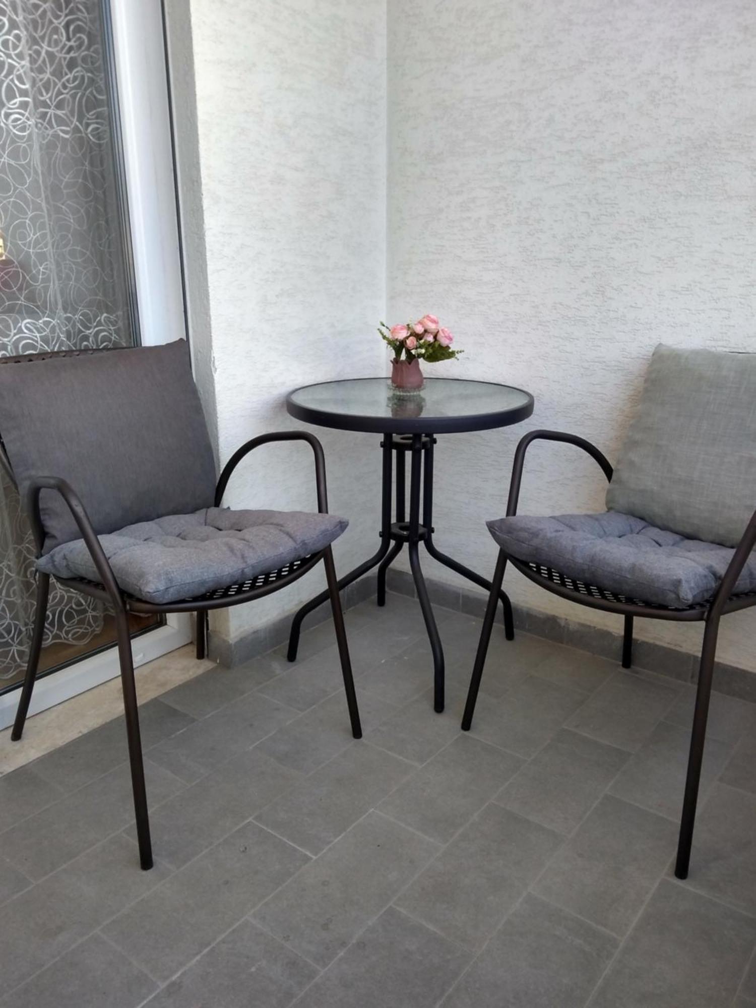 City Center Cute And Comfy Apartment - Ajia Apartments Tirana Eksteriør billede